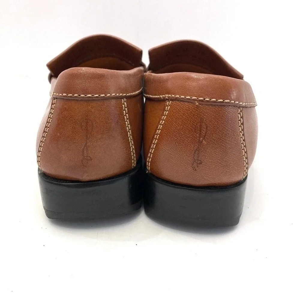 Cole Haan Country Womens 7B Loafers Brown Leather Kiltie Shoes 011188 EUC